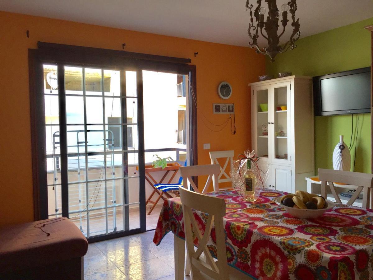 Rombos Residencial Lejlighed Puerto De Naos Eksteriør billede
